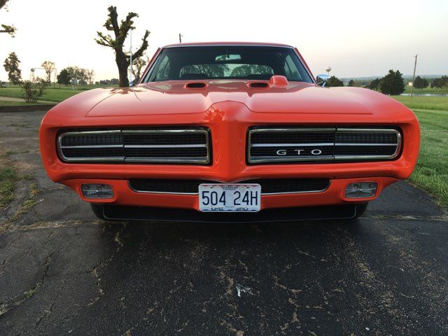 Unknown-Gto-1969-Carousel-Red-Black-30