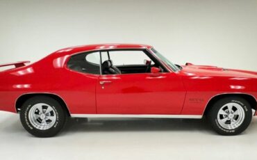 Unknown-Gto-1970-Cardinal-Red-Black-5