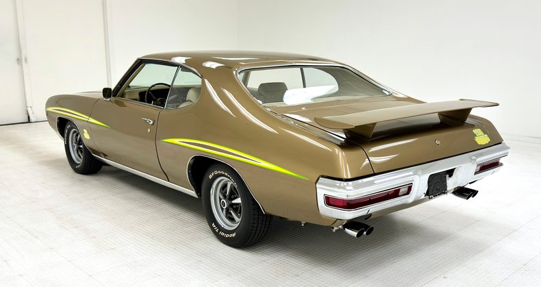 Unknown-Gto-1970-Granada-Gold-Sandalwood-5