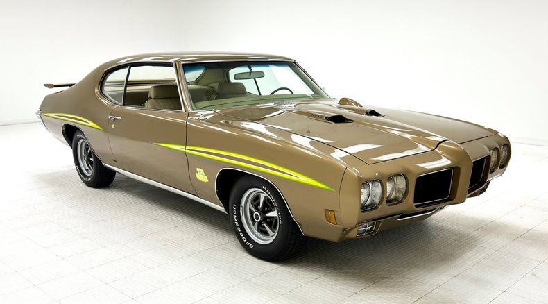 Unknown-Gto-1970-Granada-Gold-Sandalwood-9