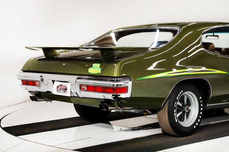 Unknown-Gto-1970-Verdoro-Green-Saddle-15
