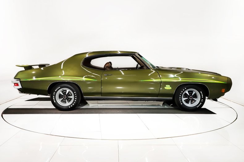 Unknown-Gto-1970-Verdoro-Green-Saddle-19