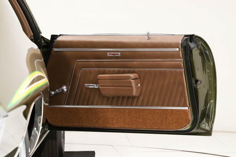 Unknown-Gto-1970-Verdoro-Green-Saddle-41