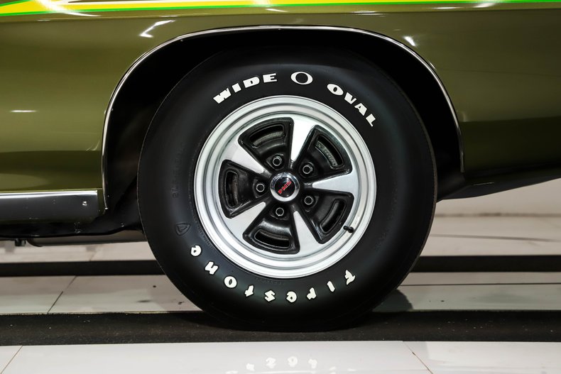 Unknown-Gto-1970-Verdoro-Green-Saddle-46