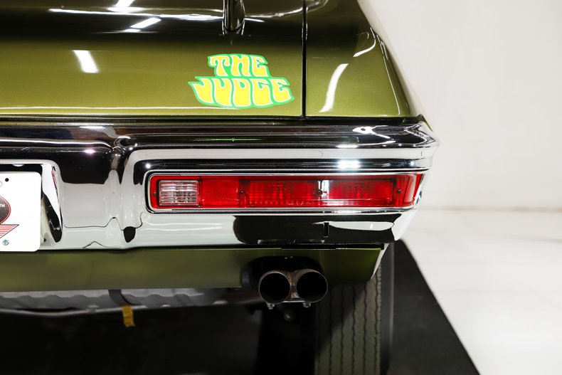 Unknown-Gto-1970-Verdoro-Green-Saddle-5