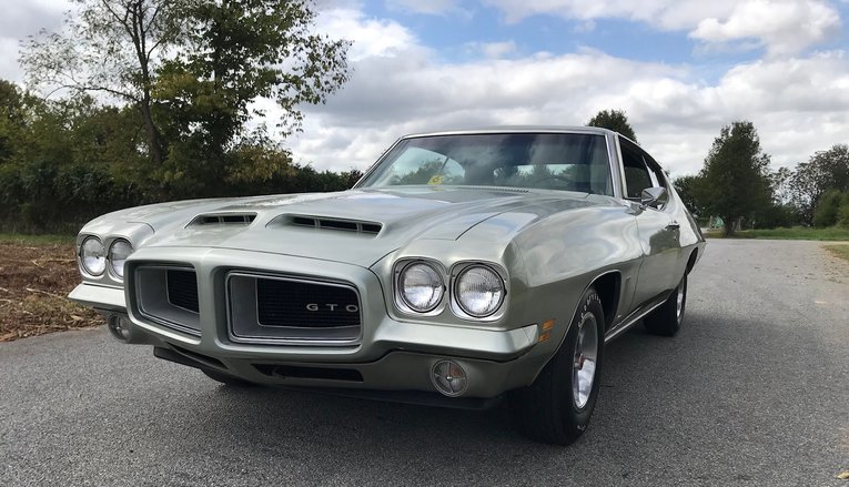 Unknown-Gto-1972-Silver-Black-12