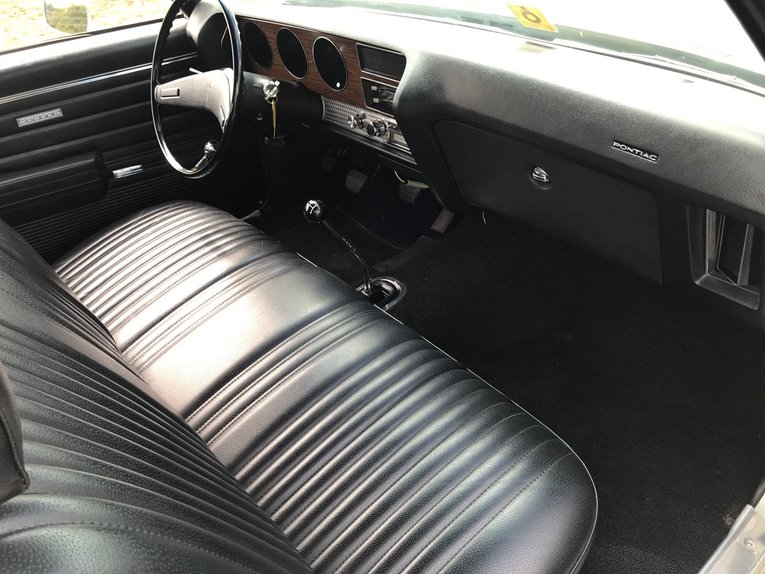 Unknown-Gto-1972-Silver-Black-16