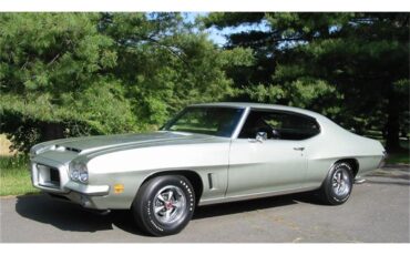 Unknown-Gto-1972-Silver-Black-2