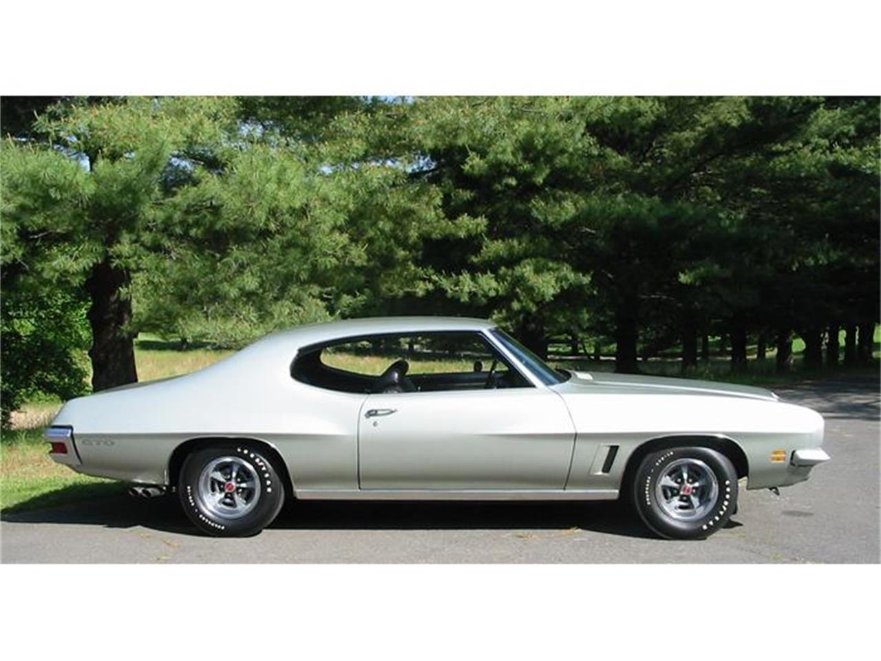 Unknown-Gto-1972-Silver-Black-3