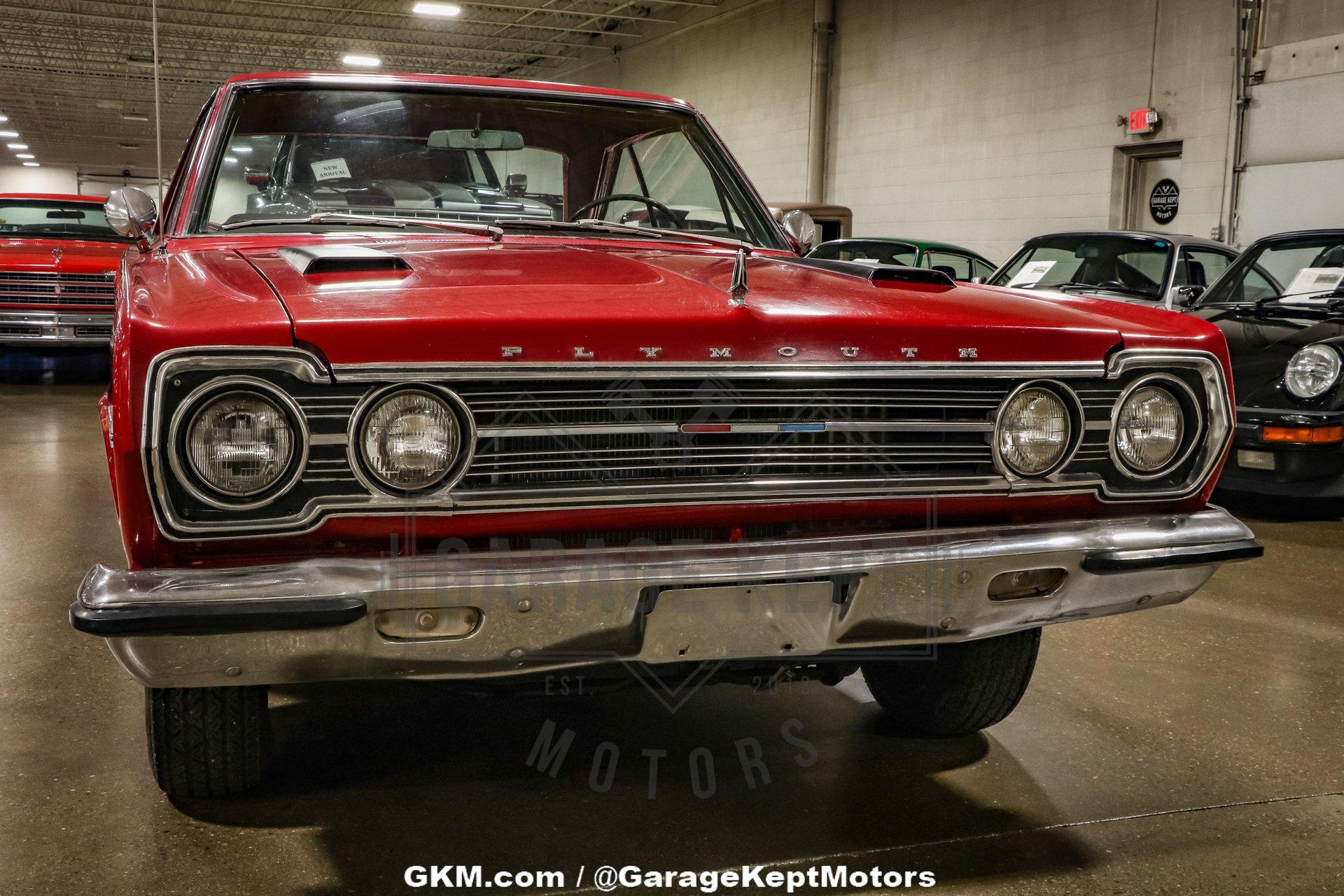 Unknown-Gtx-1967-Bright-Red-Red-31