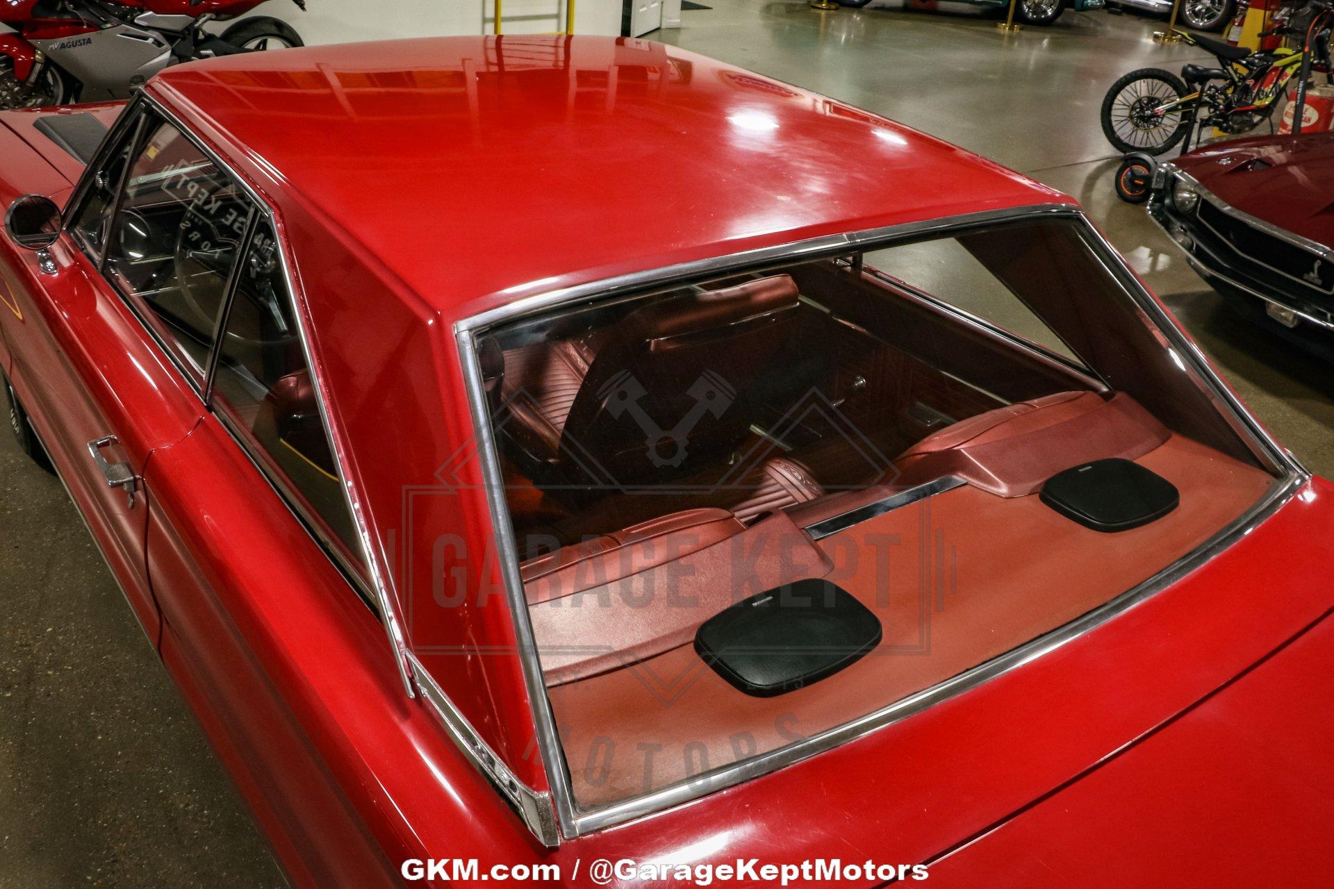 Unknown-Gtx-1967-Bright-Red-Red-45