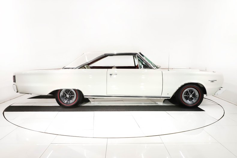 Unknown-Gtx-1967-White-Red-24