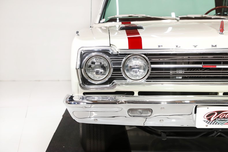 Unknown-Gtx-1967-White-Red-27