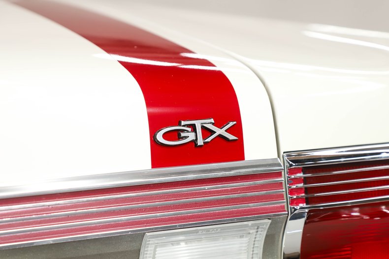 Unknown-Gtx-1967-White-Red-30