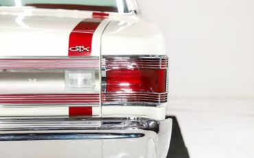 Unknown-Gtx-1967-White-Red-39