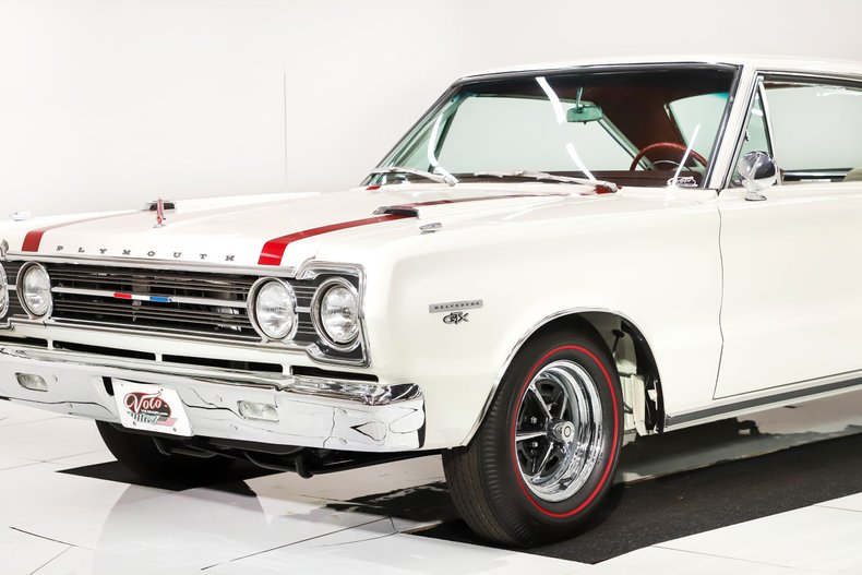 Unknown-Gtx-1967-White-Red-42