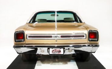 Unknown-Gtx-1969-Spanish-Gold-White-8