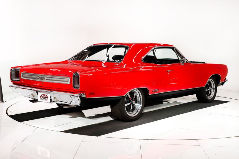 Unknown-Gtx-1969-Viper-Red-Black-37