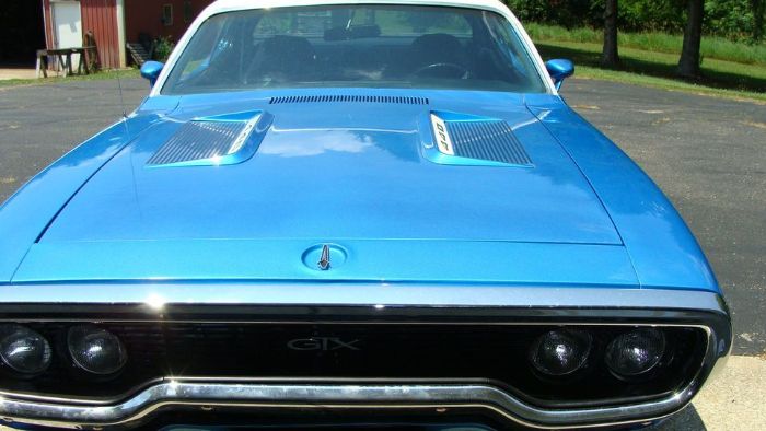 Unknown-Gtx-1971-BlueWhite-top-Black-4