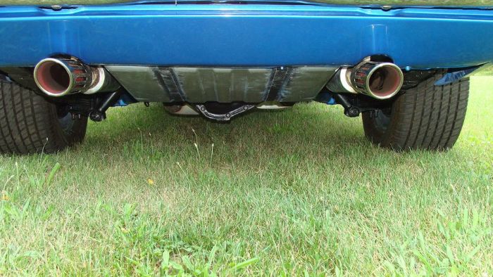 Unknown-Gtx-1971-BlueWhite-top-Black-5