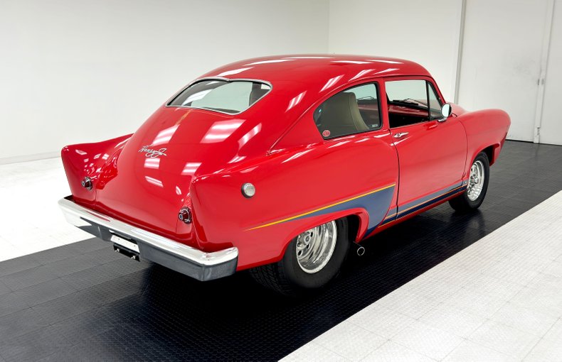 Unknown-Henry-j-1951-Bright-Red-10