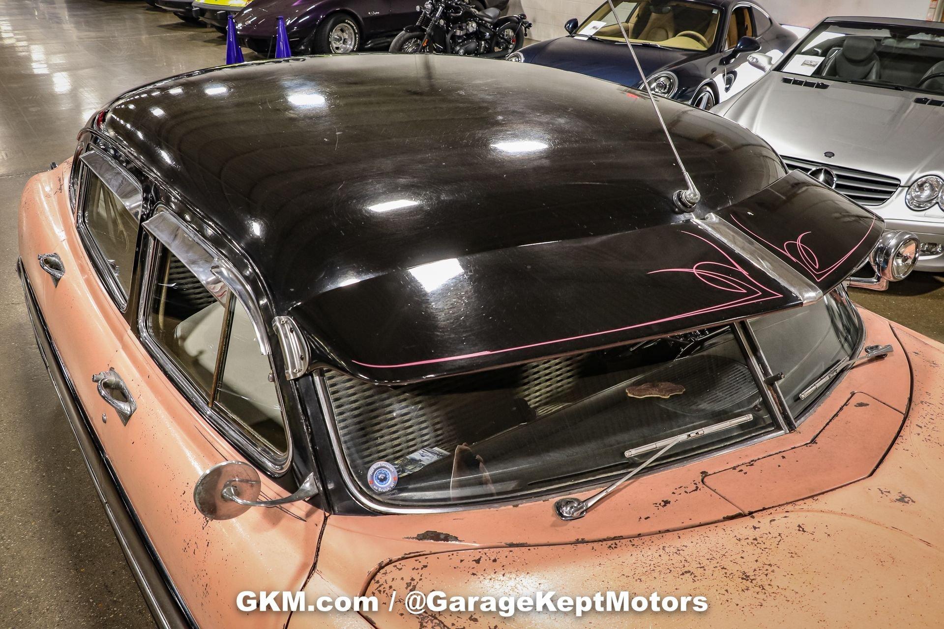 Unknown-Hornet-1951-Pink-and-Black-White-41