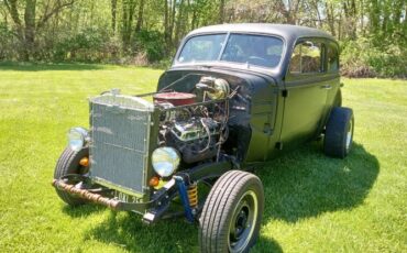 Unknown-Humpback-1939-Black-16