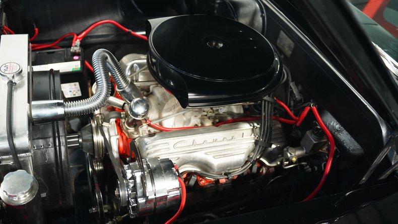 Unknown-Impala-1958-Black-Black-ampamp-Red-28