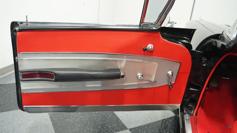 Unknown-Impala-1958-Black-Black-ampamp-Red-32