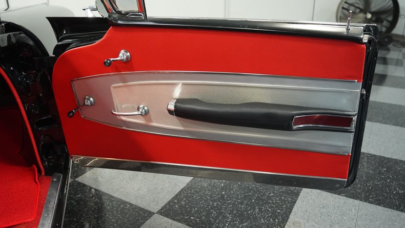 Unknown-Impala-1958-Black-Black-ampamp-Red-47