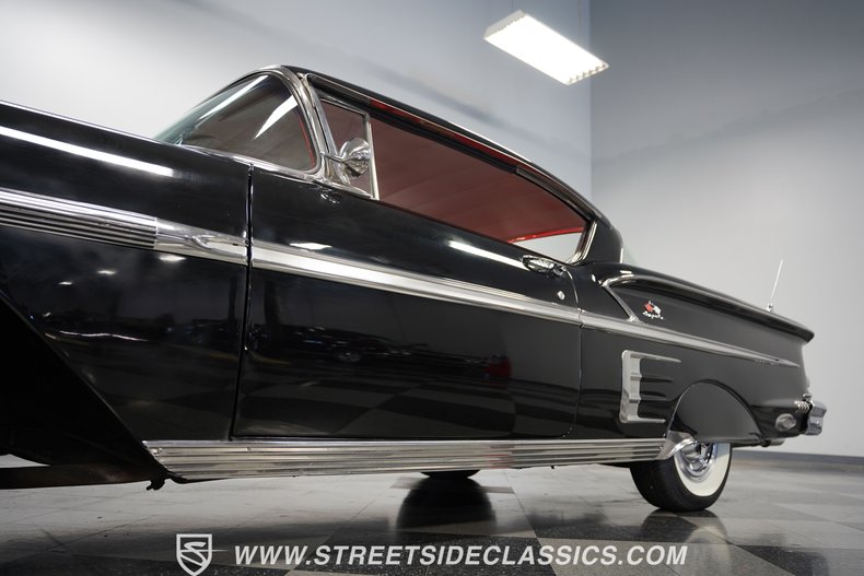 Unknown-Impala-1958-Onyx-Black-Red-27