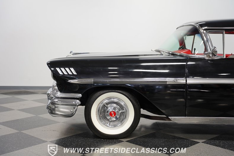 Unknown-Impala-1958-Onyx-Black-Red-28
