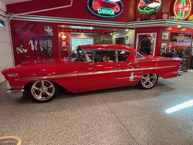 Unknown-Impala-1958-Red-Tan-24