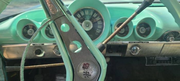 Unknown-Impala-1959-Green-GreenWhite-10