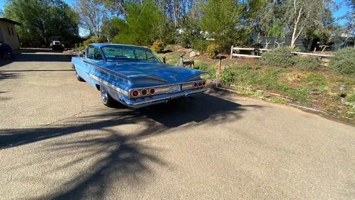 Unknown-Impala-1960-Blue-8