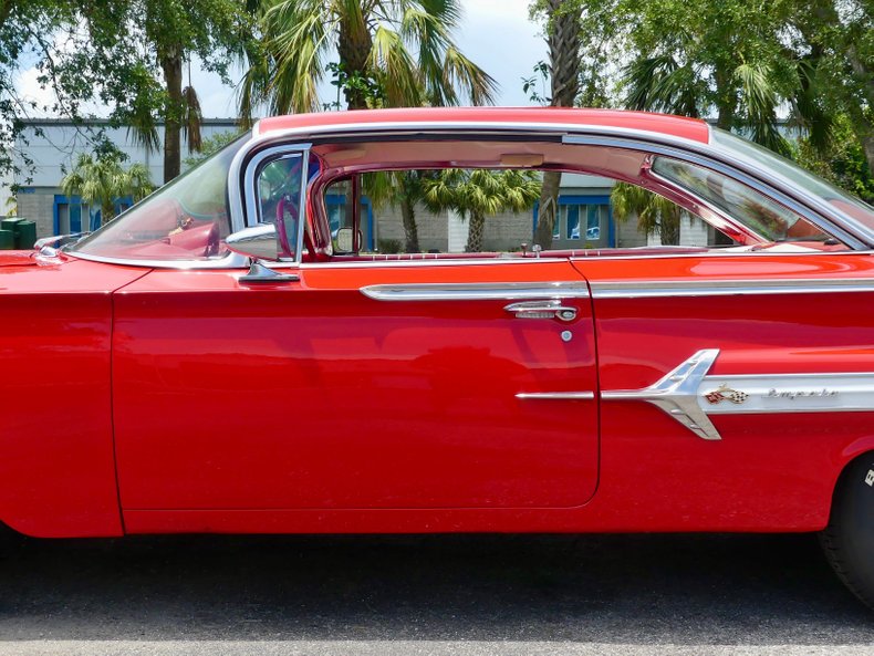 Unknown-Impala-1960-Bright-Red-Red-ampamp-White-34