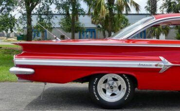 Unknown-Impala-1960-Bright-Red-Red-ampamp-White-40