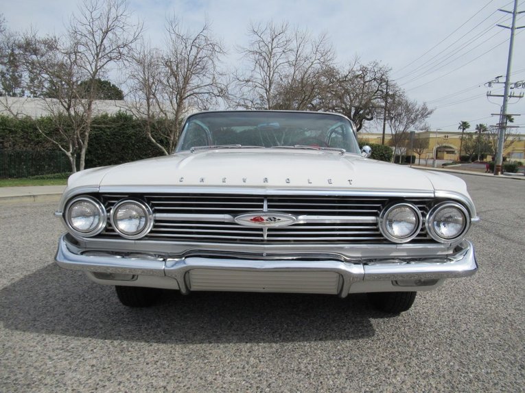 Unknown-Impala-1960-Ermine-White-Red-1