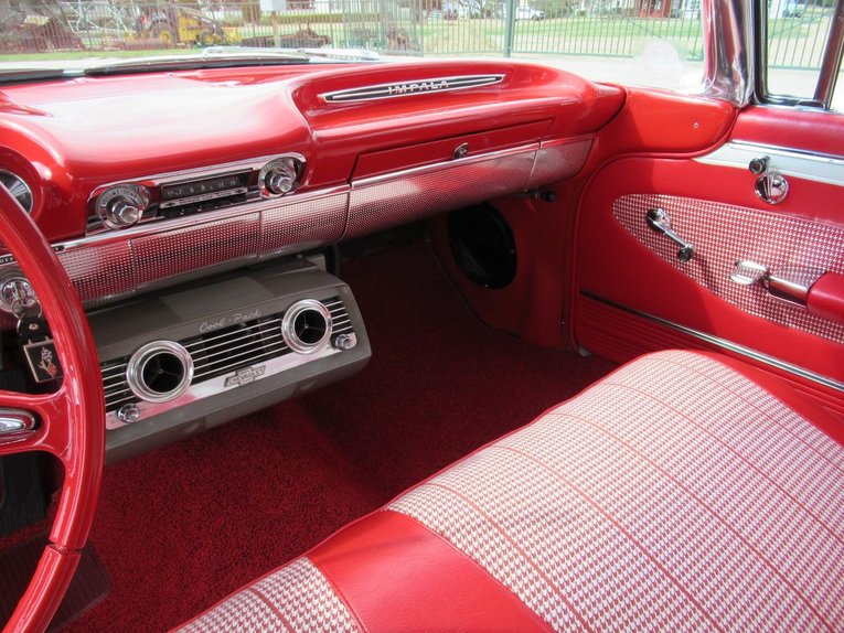Unknown-Impala-1960-Ermine-White-Red-12