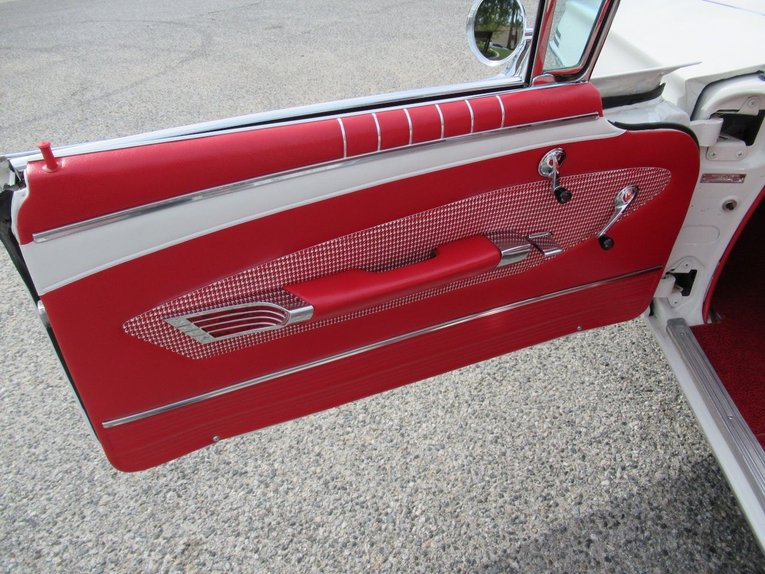 Unknown-Impala-1960-Ermine-White-Red-14