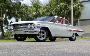 Unknown-Impala-1960-Ermine-White-Red-15
