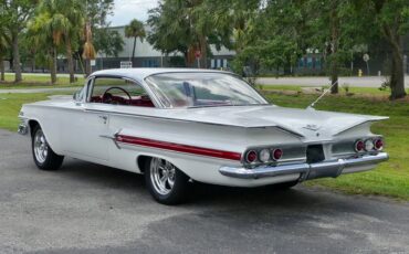 Unknown-Impala-1960-Ermine-White-Red-19