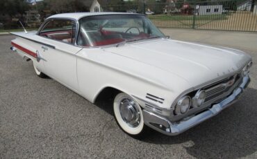 Unknown-Impala-1960-Ermine-White-Red-21
