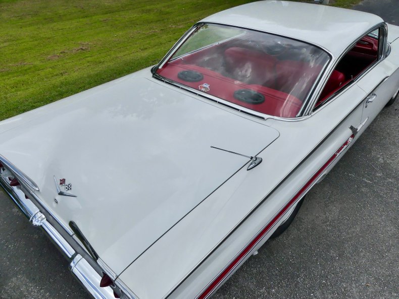 Unknown-Impala-1960-Ermine-White-Red-41