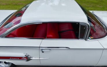 Unknown-Impala-1960-Ermine-White-Red-42