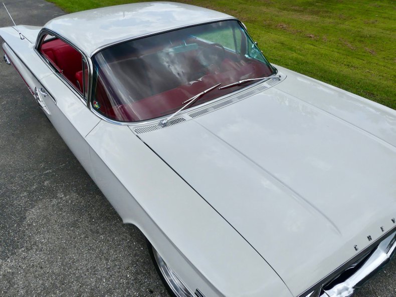 Unknown-Impala-1960-Ermine-White-Red-43