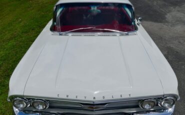 Unknown-Impala-1960-Ermine-White-Red-44