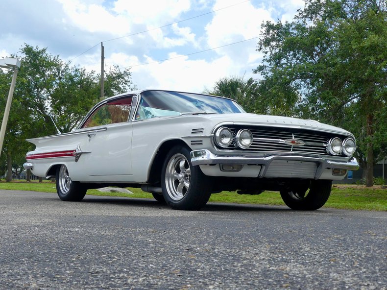 Unknown-Impala-1960-Ermine-White-Red-7