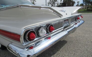 Unknown-Impala-1960-Ermine-White-Red-8