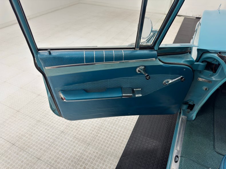 Unknown-Impala-1960-Tasco-Turquoise-Turquoise-46